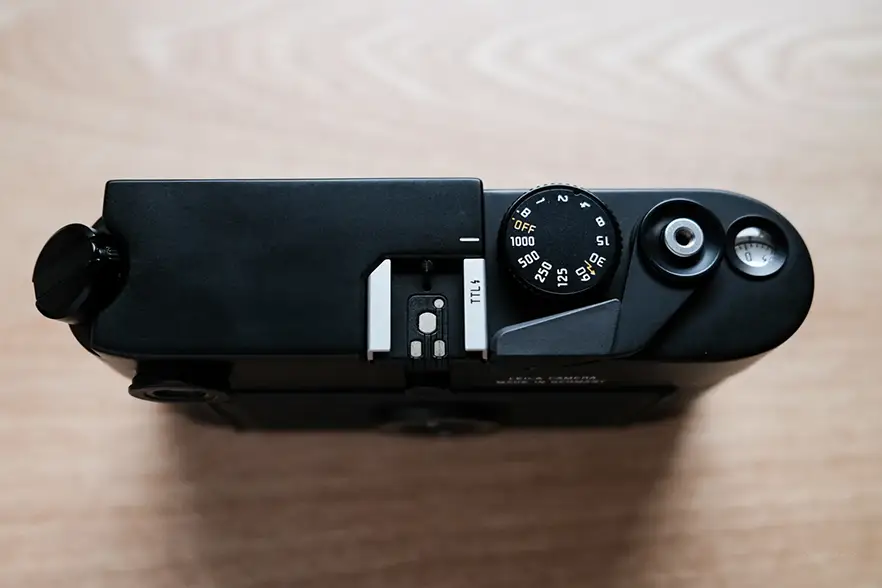 レビュー】フィルム ライカ M6 TTL 0.85 ブラッククローム。才色兼備の実用的な写真機。 | mamenaka（マメナカ）
